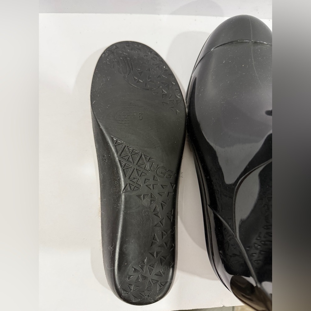 UGG Black Glossy Rain Boots Size 6 Waterproof Rubber Mid Calf - Picture 6 of 10